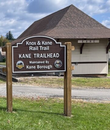 Knox & Kane Trailhead